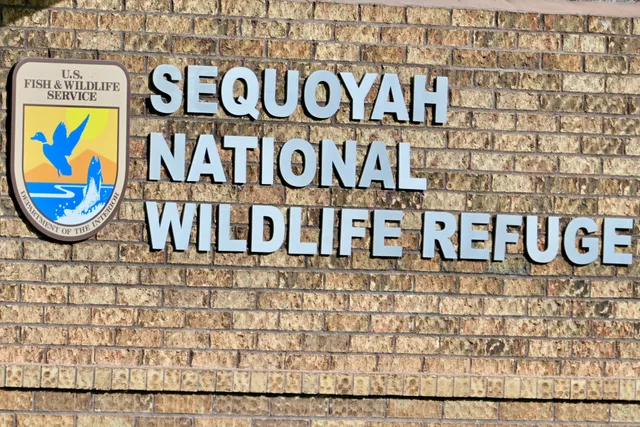 Sequoyah National Wildlife Refuge (sign)